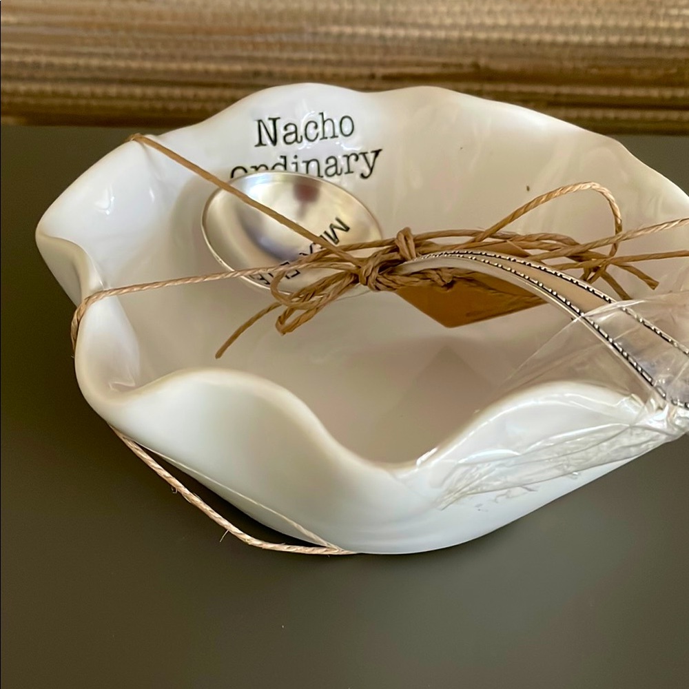 “Nacho Ordinary Salsa” Set by Mud Pie